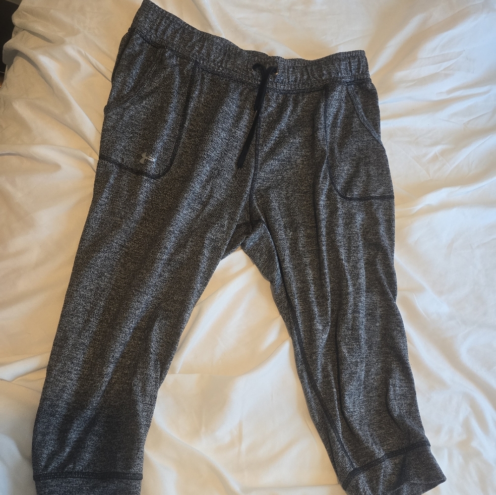 Under Armour Heat Gear Cropped Pants